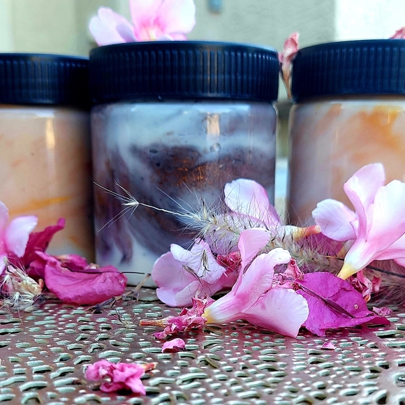 Body Butter - Picture 6 of 7